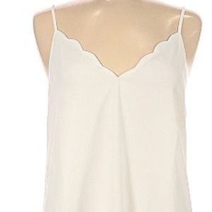 Socialite Scalloped V-Neck Camisole - M / Ivory